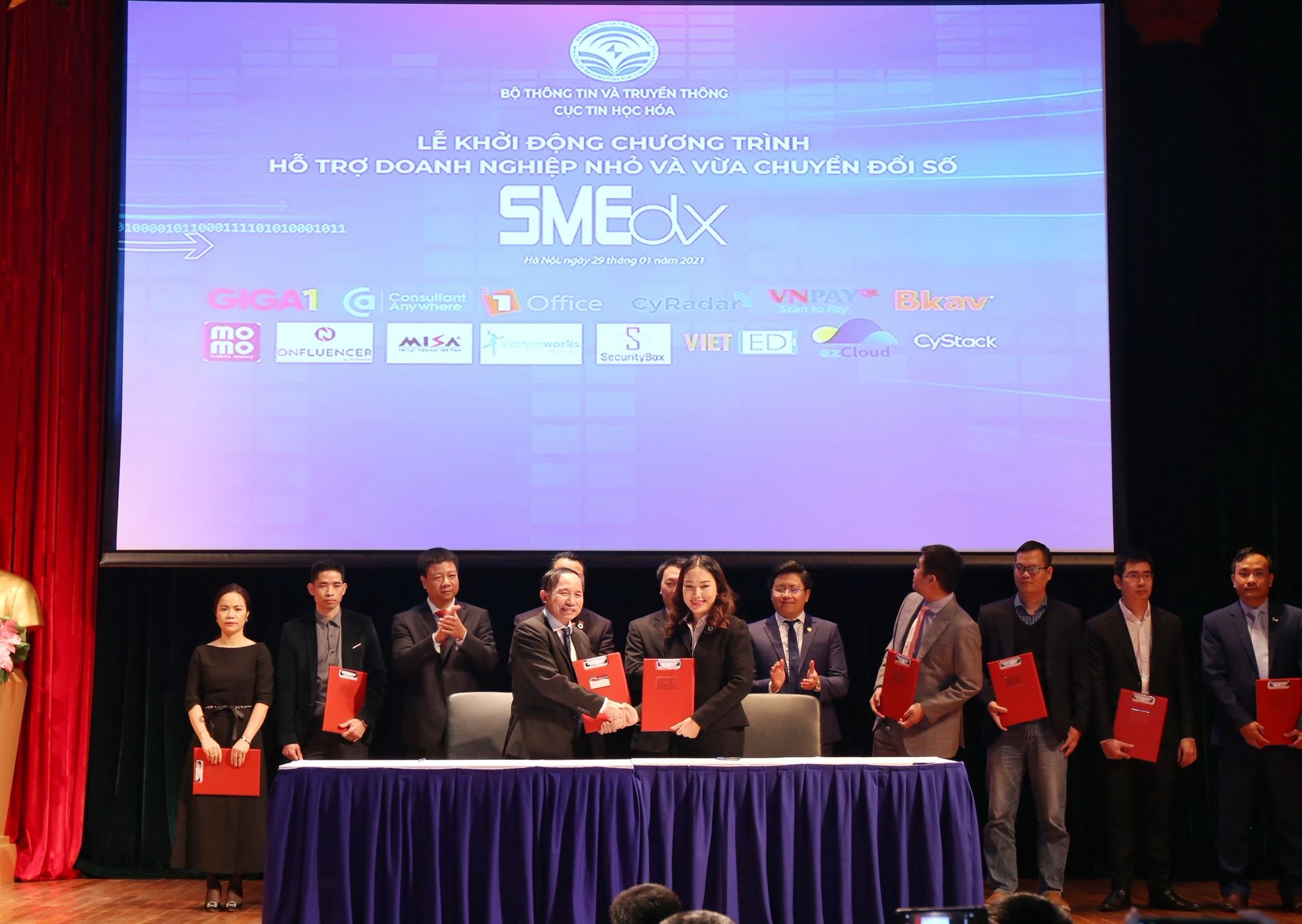Khởi động Chương trình hỗ trợ doanh nghiệp nhỏ và vừa chuyển đổi số SMEdx