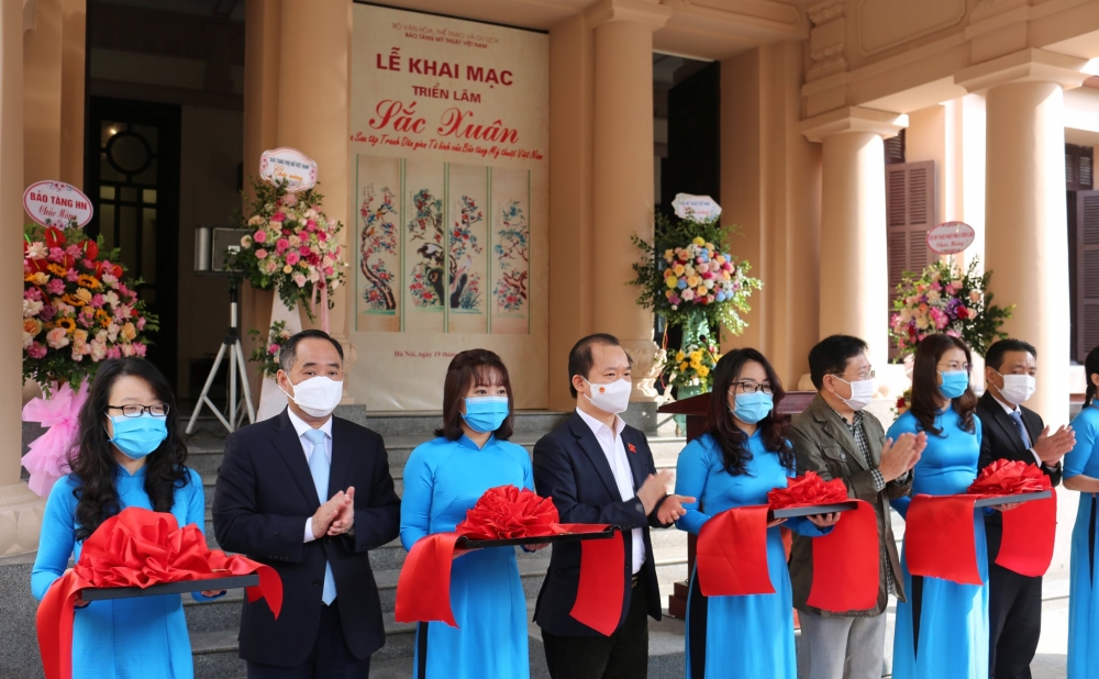 Sắc xuân qua tranh dân gian của Bảo tàng Mỹ thuật Việt Nam