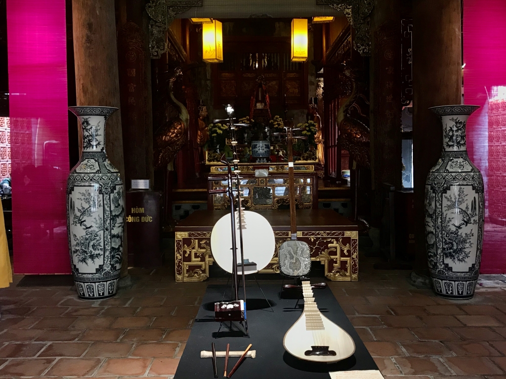 Ghé phố cổ Hà Nội thăm triển lãm về làng làm nhạc cụ Đào Xá
