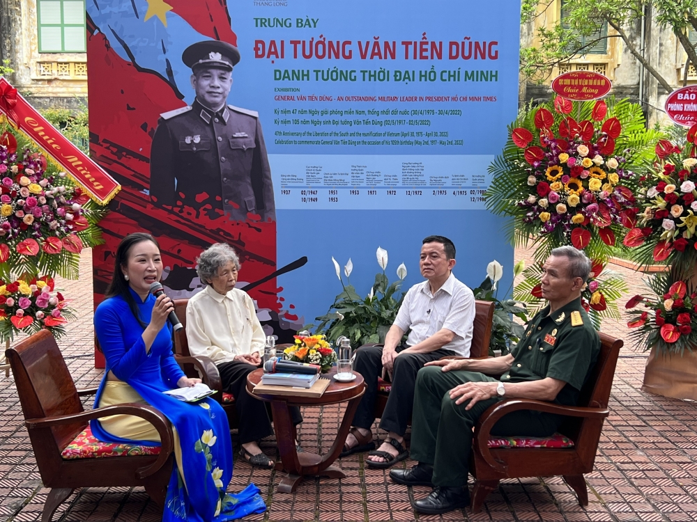 Đặc sắc trưng bày tài liệu, hiện vật "Đại tướng Văn Tiến Dũng - Danh tướng thời đại Hồ Chí Minh"