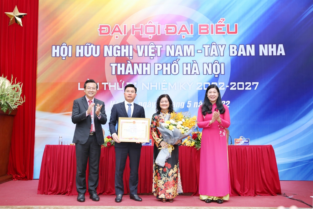 Ông Lê Tuấn Định được bầu làm Chủ tịch Hội Hữu nghị Việt Nam - Tây Ban Nha thành phố Hà Nội