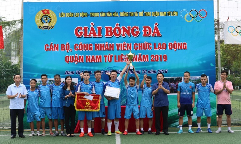 Bế mạc Giải Bóng đá công nhân, viên chức, lao động quận Nam Từ Liêm 2019