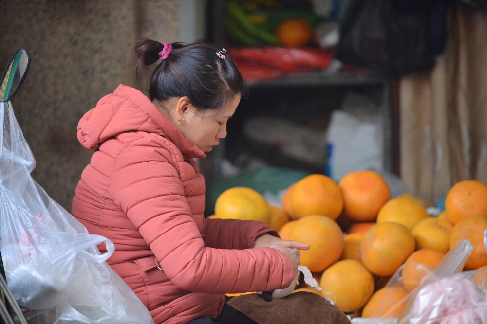 Cảm nhận không khí Tết đến gần ở “chợ nhà giàu” khu phố cổ Hà Nội