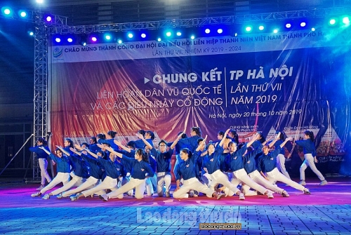 Sôi nổi Liên hoan Dân vũ Quốc tế và các điệu nhảy cổ động Thành phố Hà Nội năm 2019