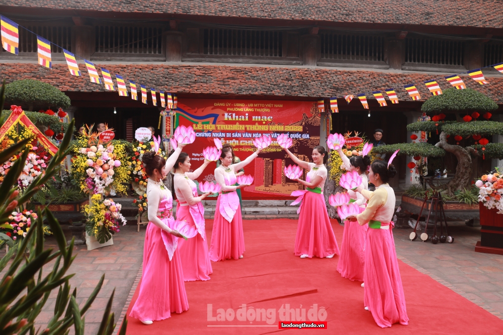 Chùa Láng đón chứng nhận di sản văn hoá phi vật thể quốc gia