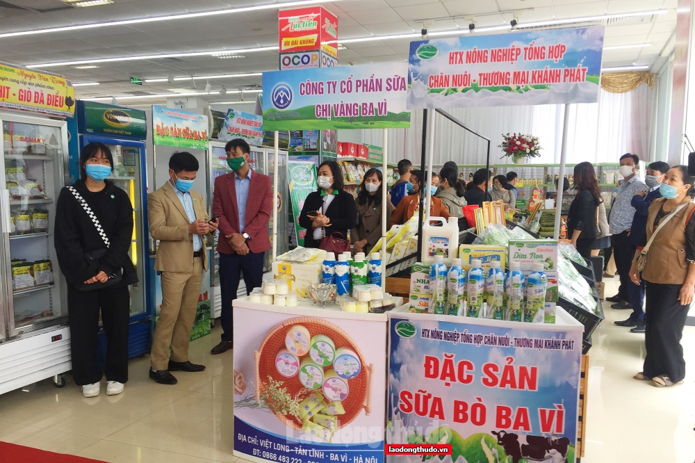 Hơn 100 gian hàng tham gia Tuần hàng Việt tại huyện Ba Vì