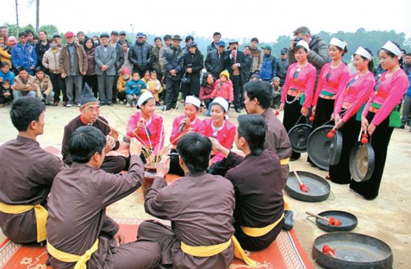 Sắc bùa ngày Xuân