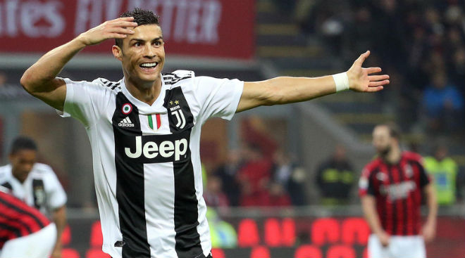 Juventus - AC Milan: CR7 liệu có danh hiệu đầu tiên tại Italia?