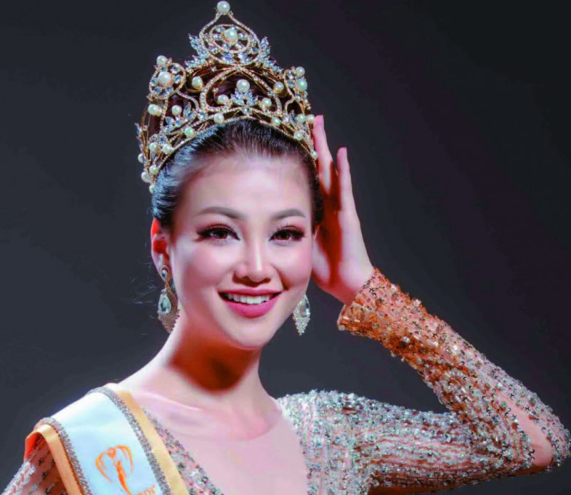 Hoa hậu Trái Đất Nguyễn Phương Khánh: Tự tin sắc đẹp Việt