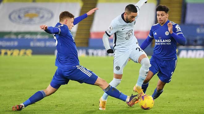 Leicester 2-0 Chelsea: "Bầy cáo" chiếm ngôi đầu