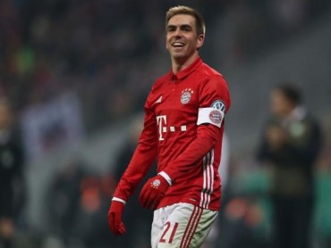 Lahm để lại ba câu hỏi lớn cho Bayern sau quyết định nghỉ hưu