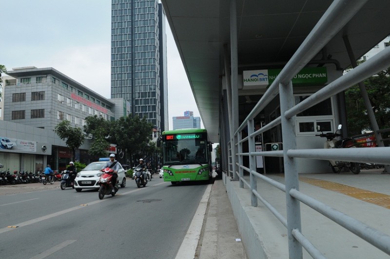 Sau 1 tháng tuyến xe buýt nhanh BRT đi vào hoạt động: Hiệu quả, chất lượng