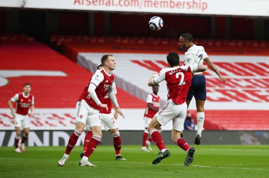 Arsenal 0-1 Man City: Xây chắc ngôi đầu bảng
