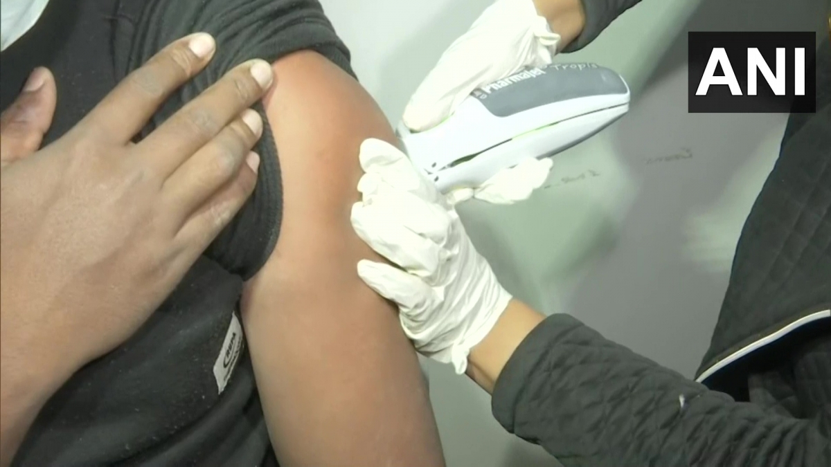 Chính quyền thành phố Patna, bang Bihar, miền Bắc Ấn Độ đã tiêm vaccine ngừa Covid-19 ZyCov-D cho người dân (Nguồn: ANI)