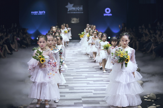 Siêu mẫu Xuân Lan khởi động Tuần lễ thời trang trẻ em Việt Nam mùa 5