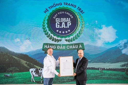 Người tiêu dùng hưởng lợi từ những “Resort” bò sữa chuẩn Global G.A.P của Vinamilk