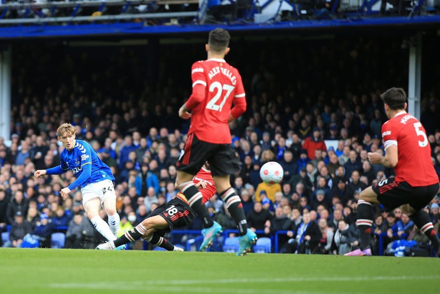Everton - Man United 1-0: "Quỷ đỏ" giương cờ trắng