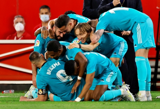 Sevilla 2-3 Real Madrid: Ngược dòng ngoạn mục