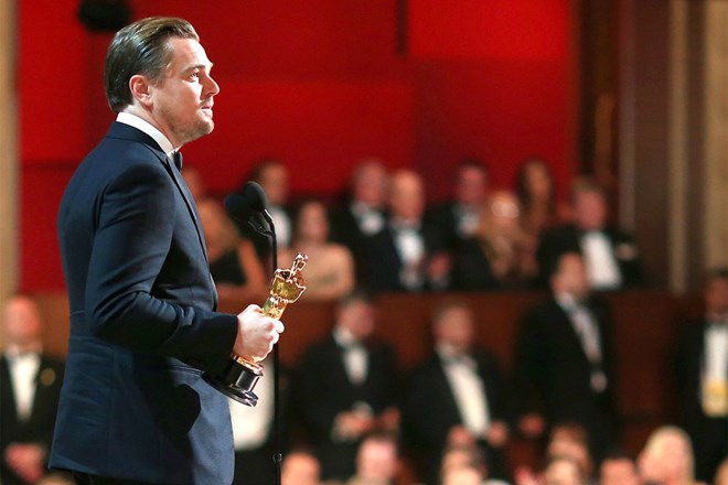 Nhà sản xuất bị tố rửa tiền, Leonardo DiCaprio trả tượng vàng Oscar