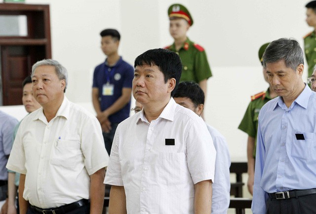 Y án sơ thẩm, tuyên phạt ông Đinh La Thăng 18 năm tù