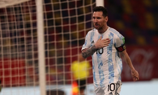 Argentina 1-1 Chile: Messi lập công, Argentina vẫn bị Chile cầm chân