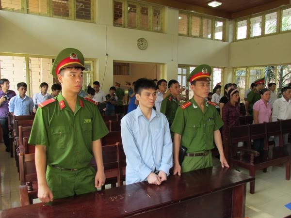 Nhân chứng mới vụ án oan Nguyễn Thanh Chấn có mặt tại tòa - 2