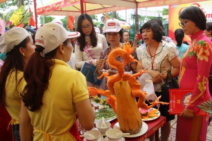 Nâng cao chất lượng đội ngũ nữ CNVCLĐ