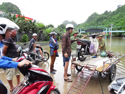 Những hình ảnh gây sốc từ trận mưa lũ lịch sử ở Quảng Ninh