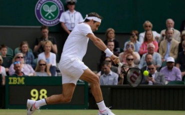 Federer lập kỷ lục ở tuổi 35