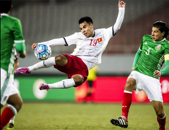 Lật cổ chân, Đức Huy sớm chia tay vòng loại giải U23 châu Á 2018