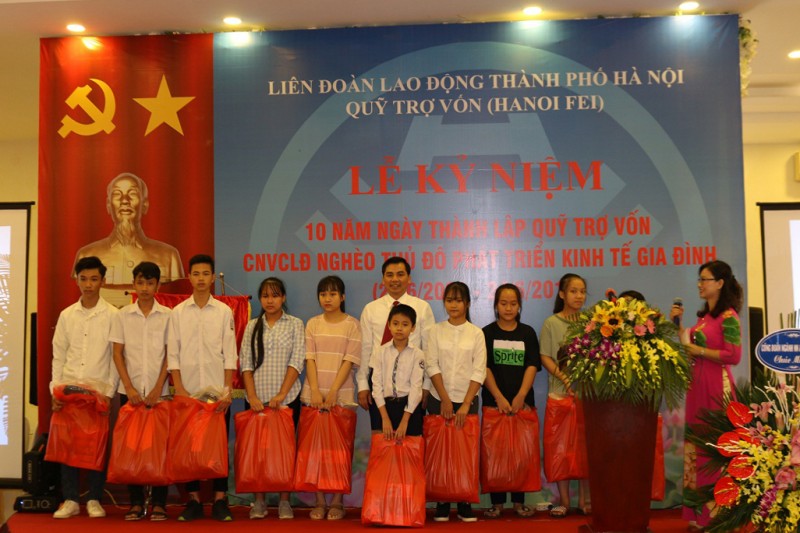 thoat ngheo nho cong doan