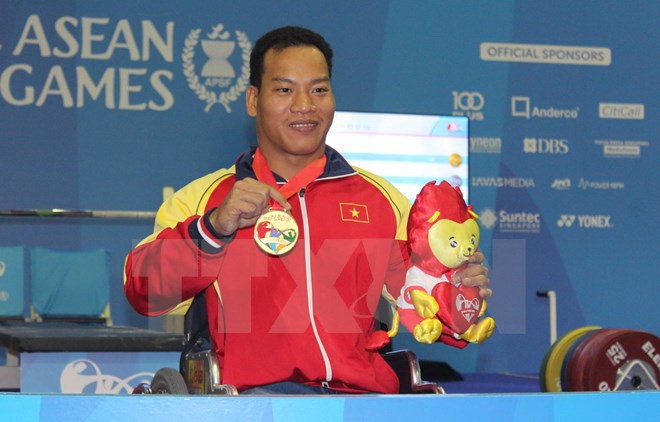 Lê Văn Công: Hành trình vượt lên số phận của người hùng Paralympic le van cong hanh trinh vuot len so phan cua nguoi hung paralympic