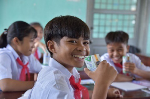 Quỹ sữa vươn cao Việt Vam và Vinamilk chung tay chăm sóc trẻ em khó khăn tỉnh Phú Yên