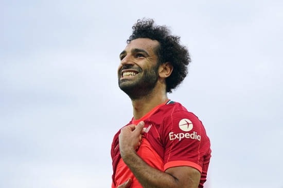 Leeds 0-3 Liverpool: Salah bước vào "ngôi đền của những huyền thoại"