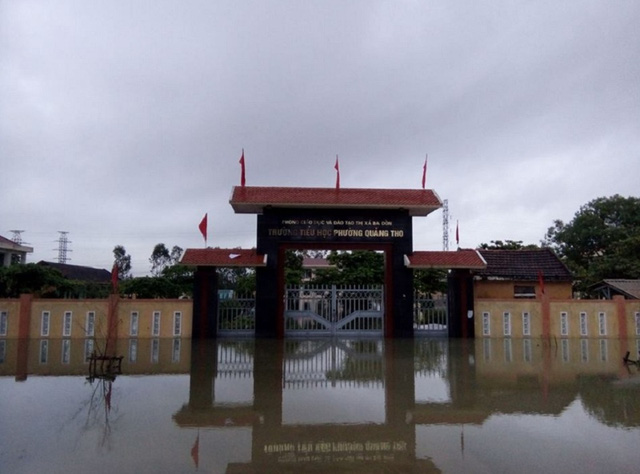 quang binh guong day sau con lu lich su