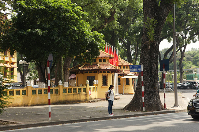 choang ngop kien truc toa nha tram mai doc nhat vo nhi o viet nam