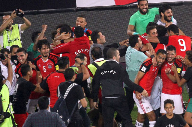 Vòng loại World Cup 2018: Ai Cập trở lại World Cup sau 28 năm vắng bóng