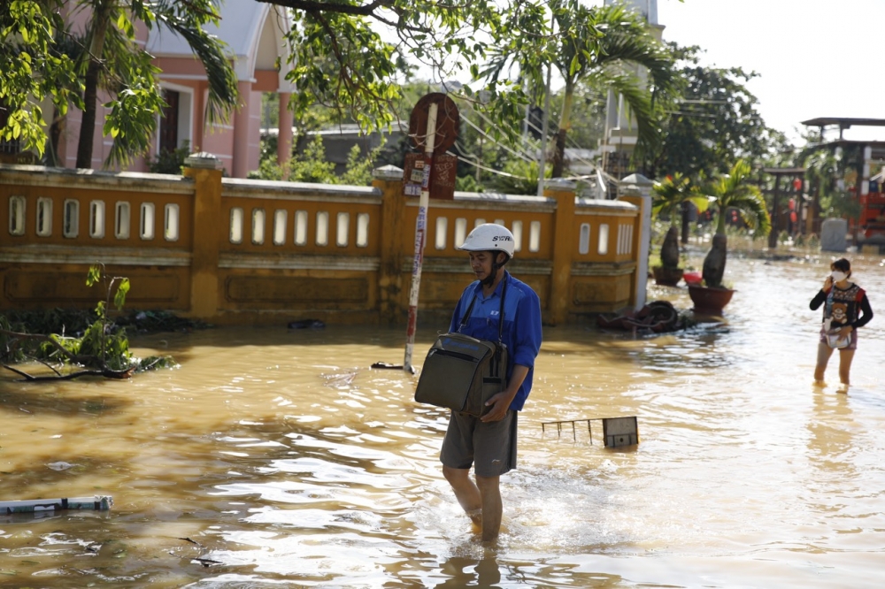 Quảng Nam lũ chồng bão số 9 gây thiệt hại nặng nề