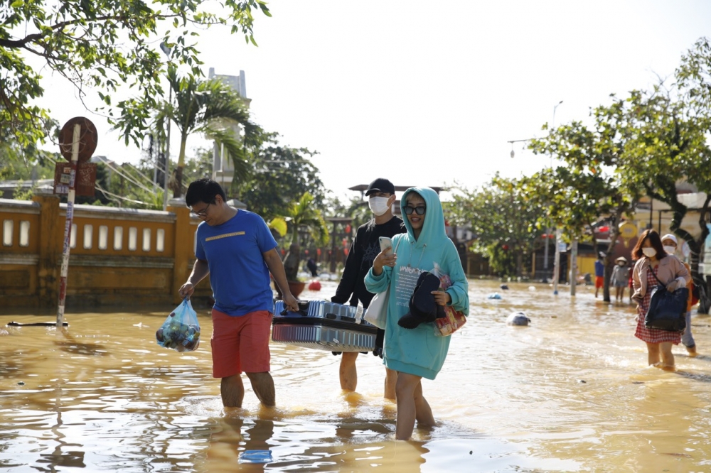Quảng Nam lũ chồng bão số 9 gây thiệt hại nặng nề