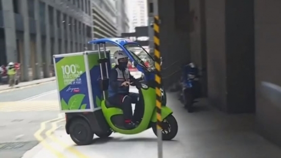 Thách thức với xe máy điện nhìn từ Singapore
