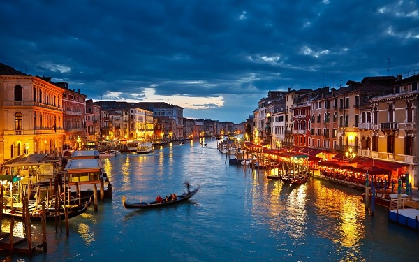 Venice - "thánh địa tình yêu" đẹp như một bài thơ