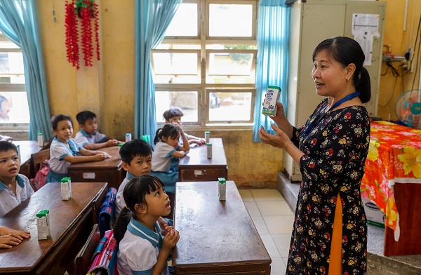 Chương trình sữa học đường TP. Hồ Chí Minh mở rộng đến 24 quận, huyện