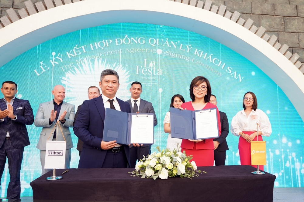 Lễ ký kết thỏa thuận hợp tác giữa Sun Group và Hilton nhằm quản lý vận hành khu nghỉ dưỡng La Festa Phu Quoc