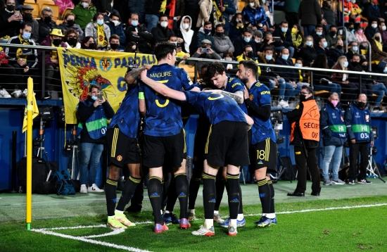Villarreal 0-2 Man United: Quỷ đỏ đoạt vé kịch tính