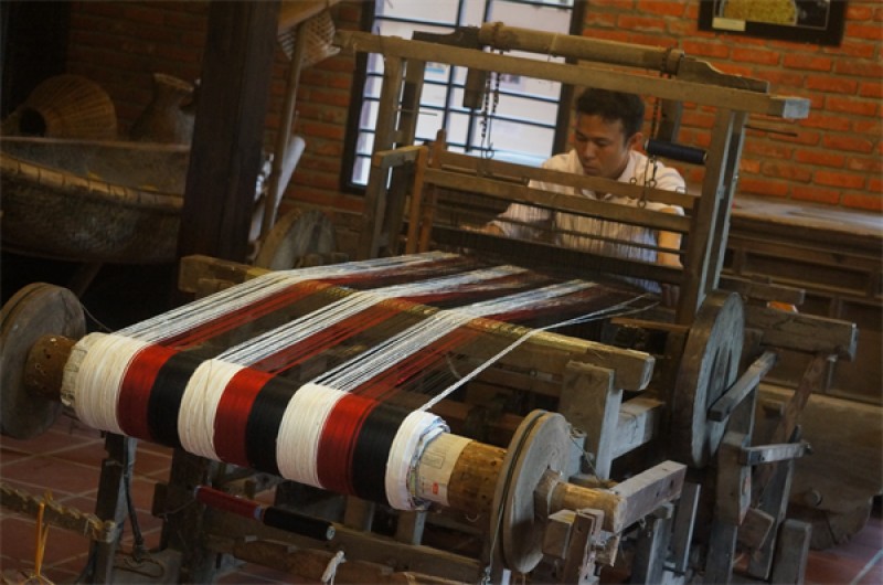 Xây dựng thương hiệu làng nghề dệt