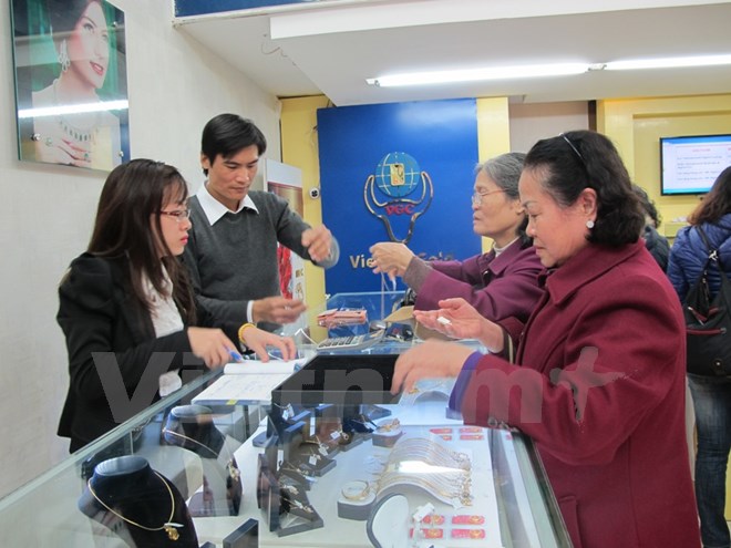 Vàng SJC đắt hơn thương hiệu Rồng Thăng Long gần 2,5 triệu đồng vang sjc dat hon thuong hieu rong thang long gan 25 trieu dong