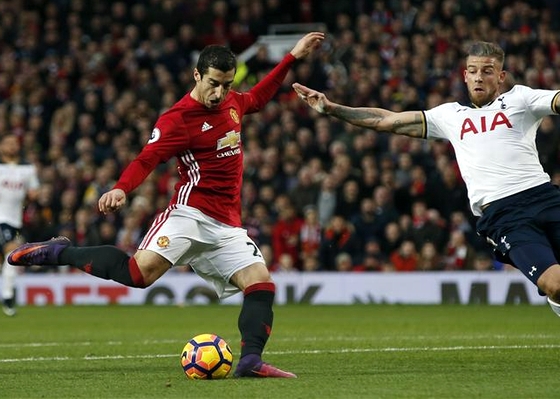 Giải cứu MU, Mkhitaryan đi vào lịch sử Premier League