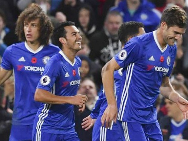 Chelsea “đổ bê tông” trên đỉnh