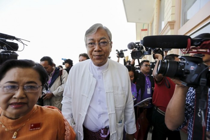 Myanmar chính thức có tổng thống dân sự đầu tiên