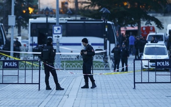 Thổ Nhĩ Kỳ, 7 cảnh sát thiệt mạng do bị đánh bom